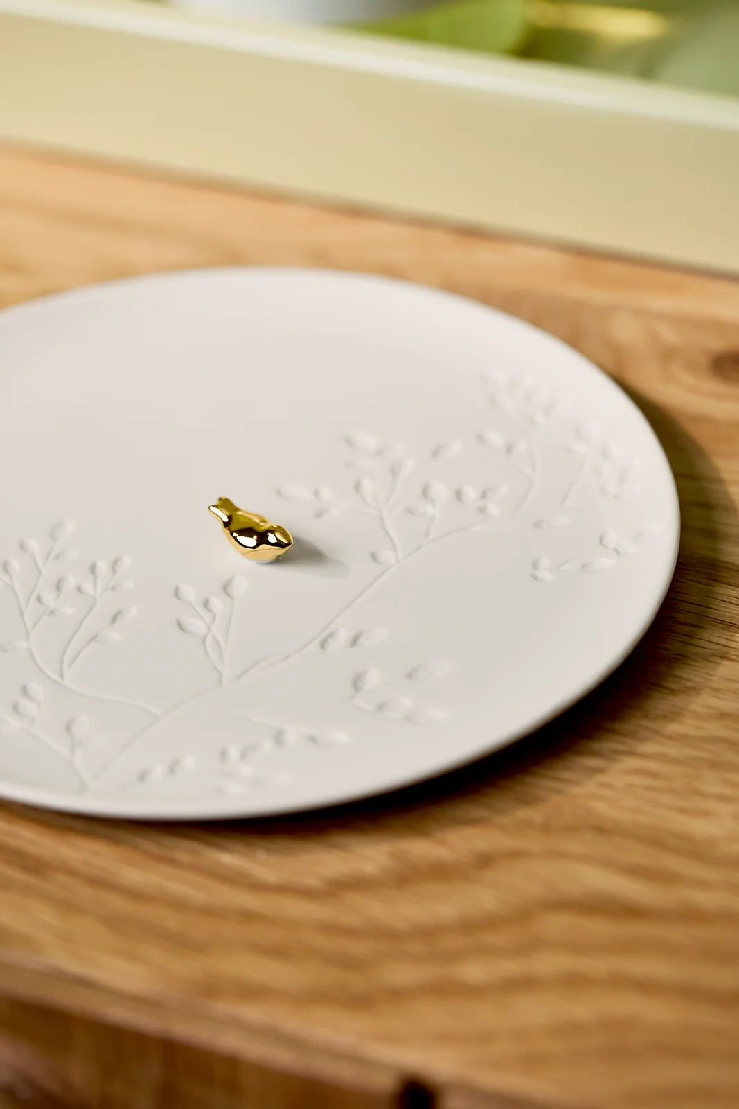 Porcelain story Bird Plate Diameter 14.2cm