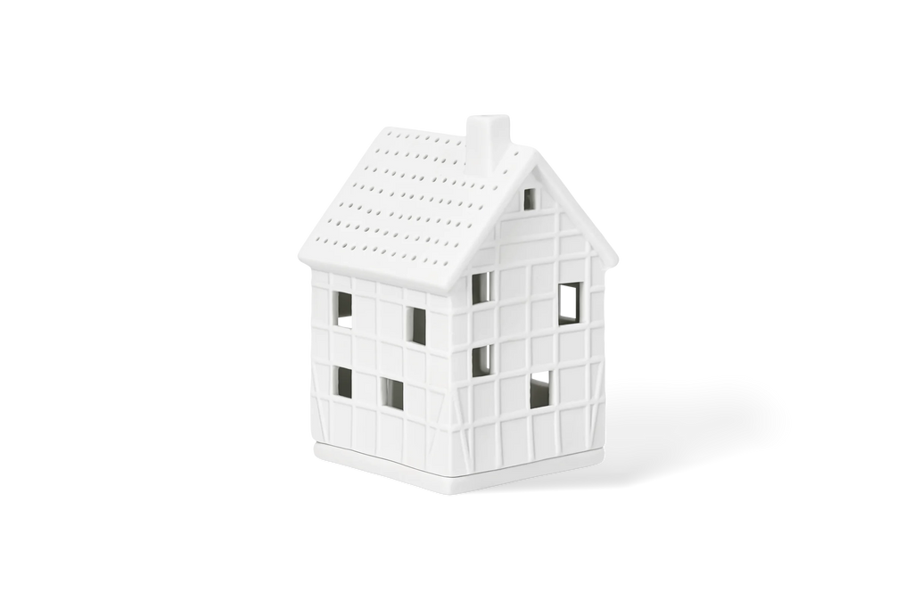 Half-timbered lighthouse small 7x7.5x12cm