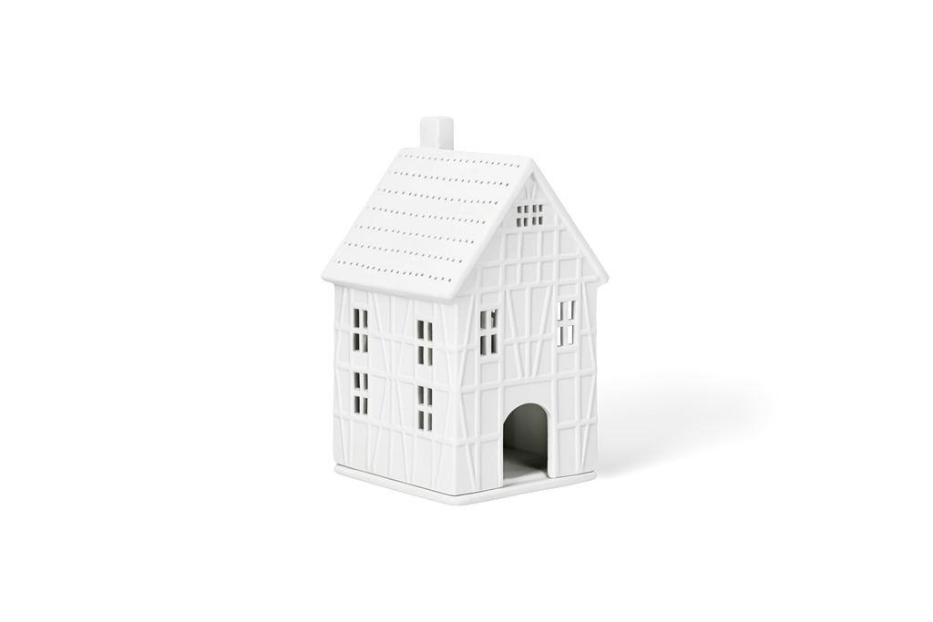 Half-timbered lighthouse large 9.5x10x19cm