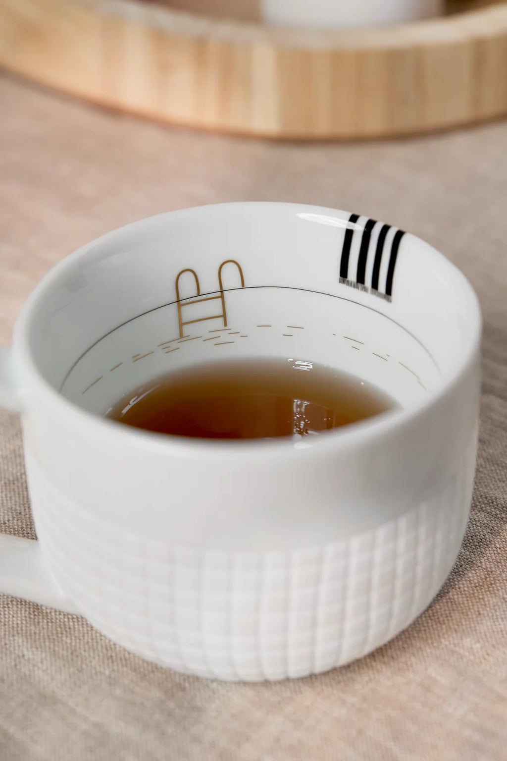Picture Story Cup bathing pond 9.3x14x7cm