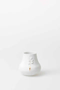Picture story vase a walk in