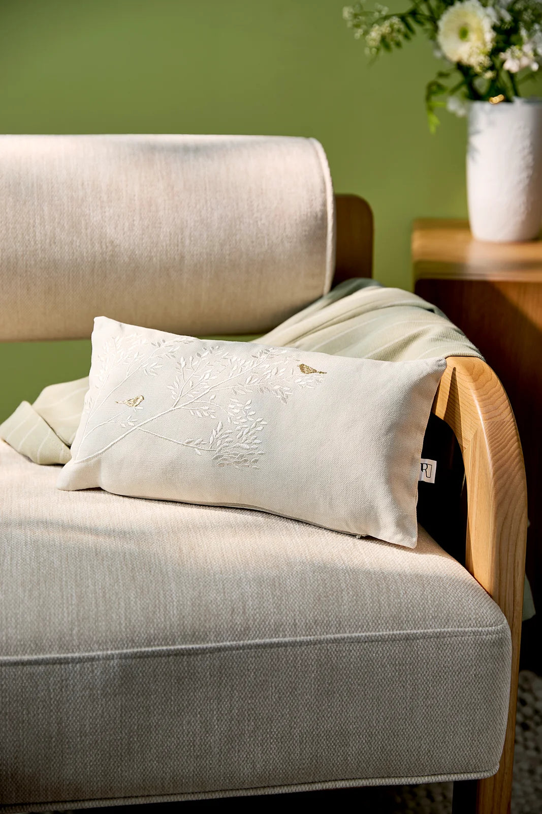 Golden bird dream cushion 33x17cm