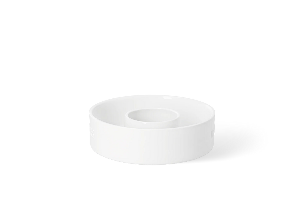 Porcelain wreath.