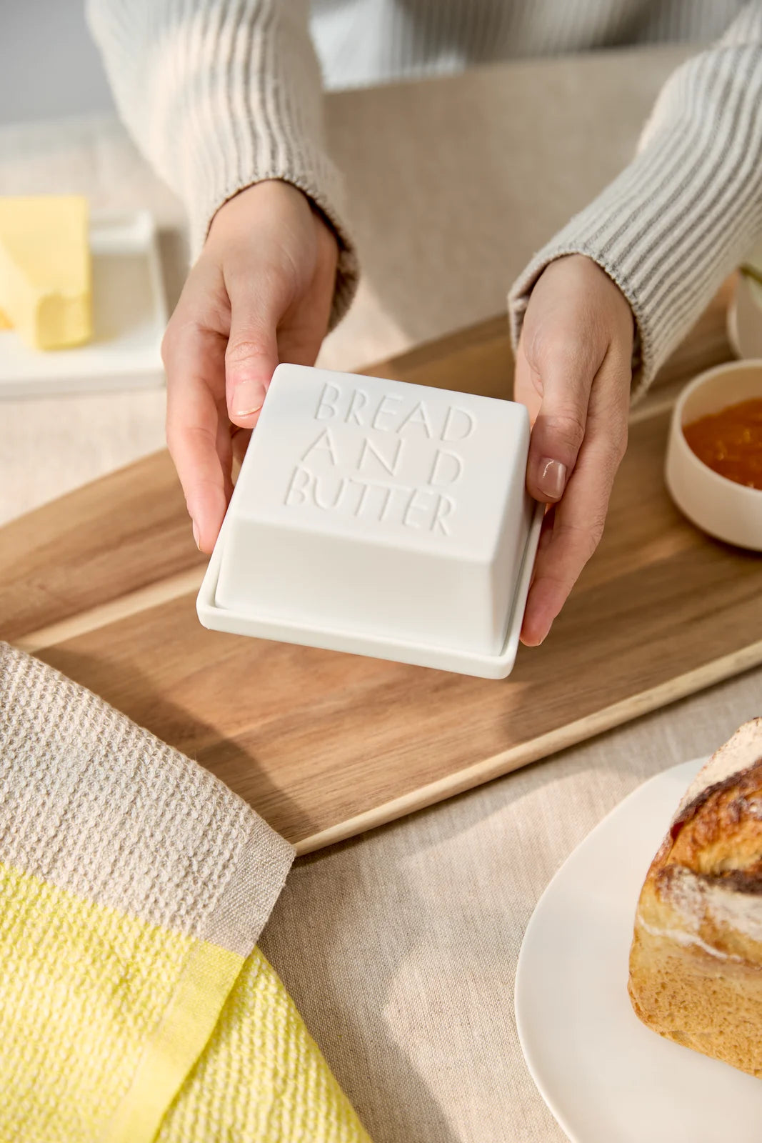 Butter dish 1/4 Bread and
