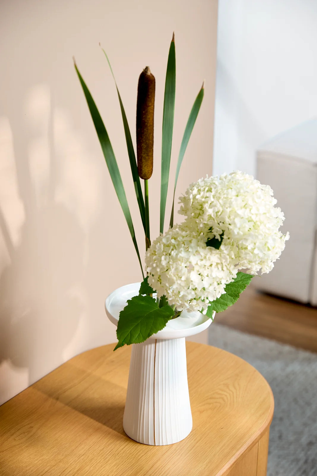 Vase pleated