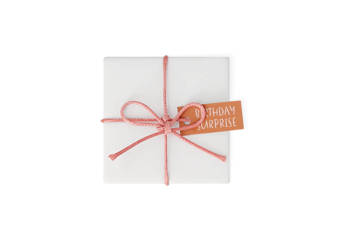 Birthday LED light surprise 5x5x5cm 2xLR44