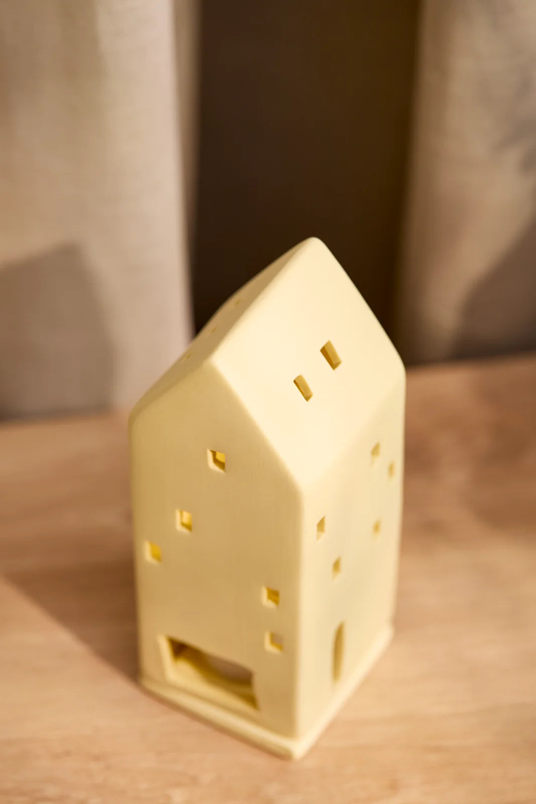 Lighthouse Lemon