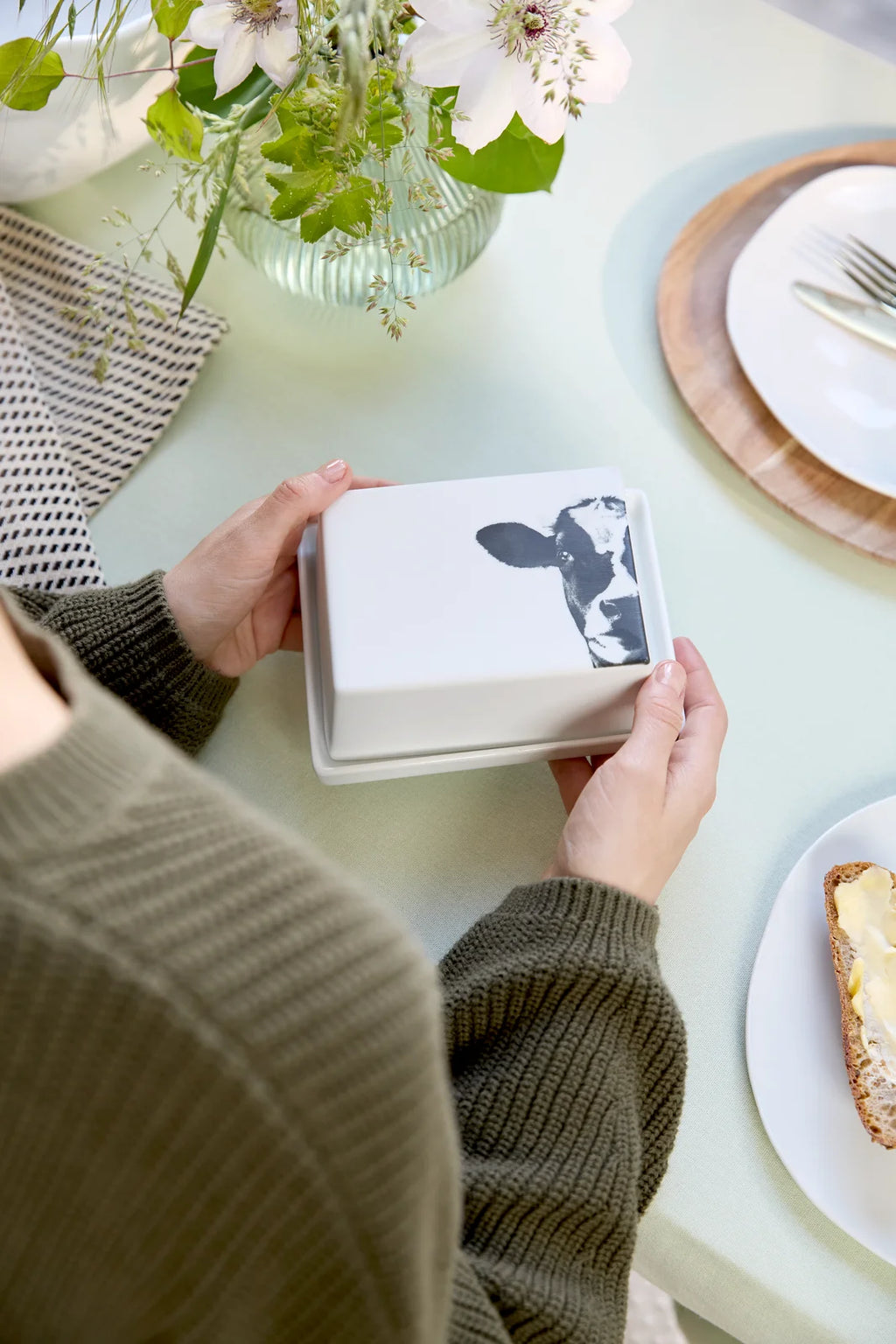 butter dish cow