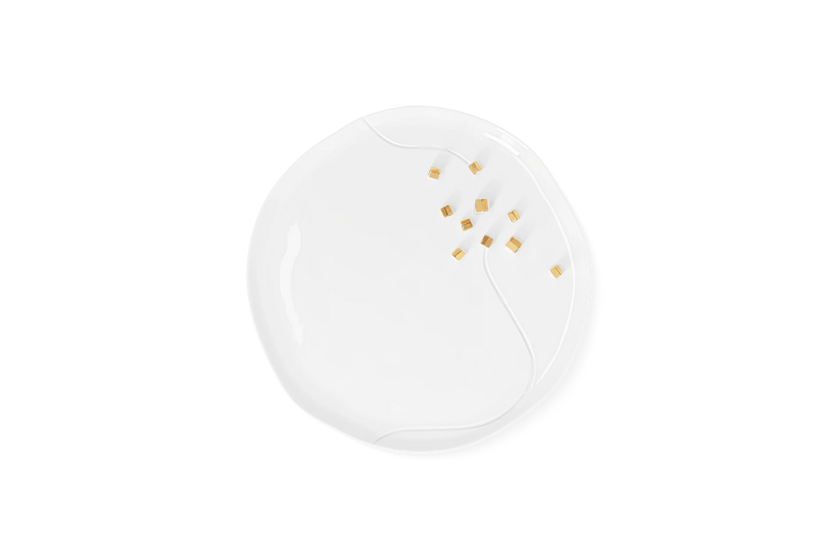 Porcelain stories plate village gold Diameter32cm