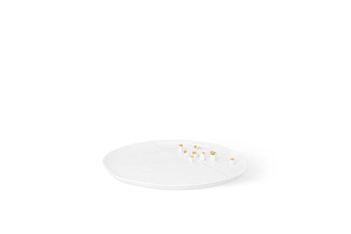 Porcelain stories plate village gold Diameter32cm