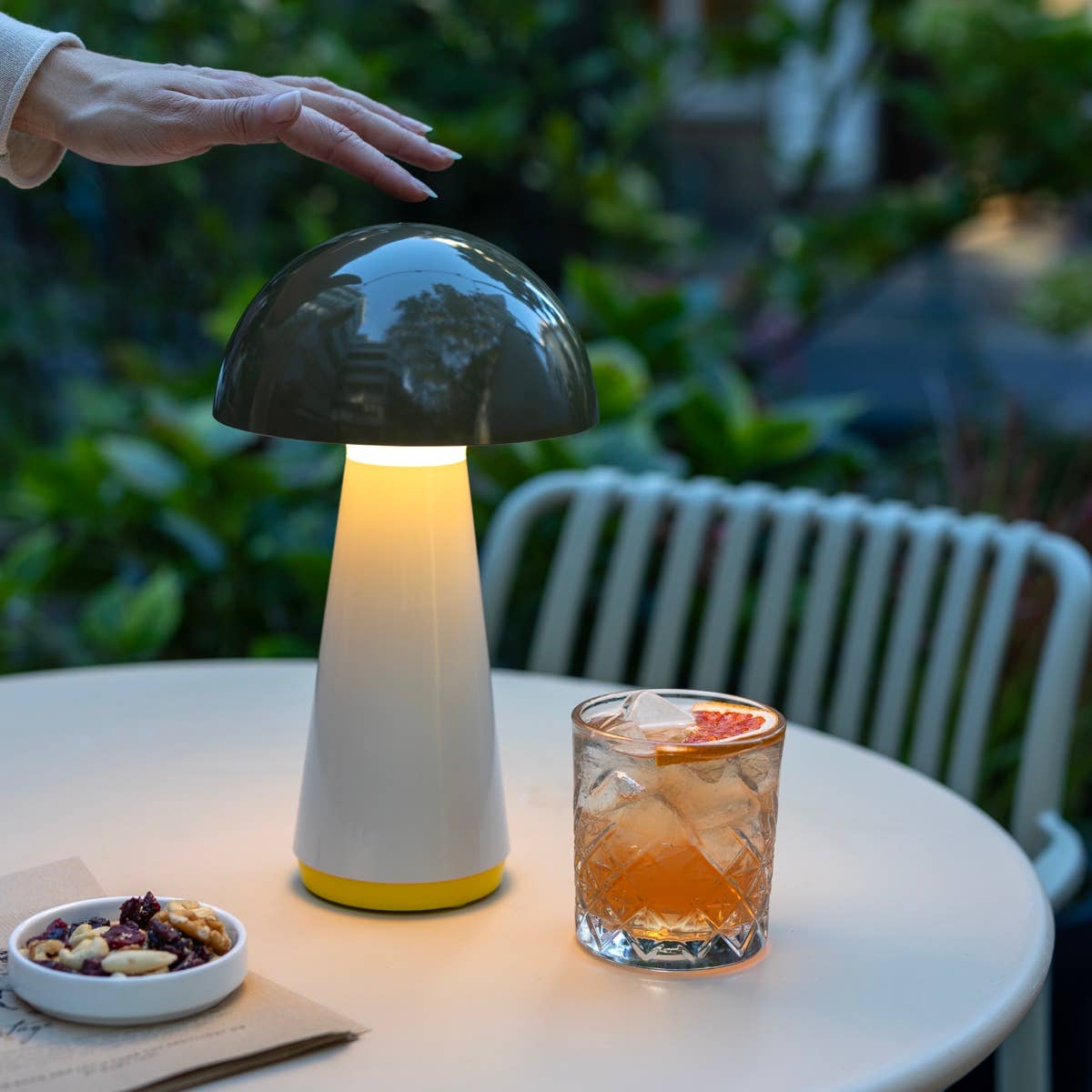 Table lamp 'Bob' olive