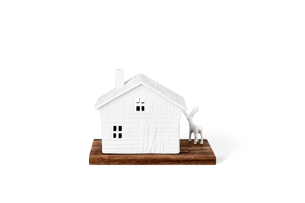 Lighthouse ski hut 18x12x13cm