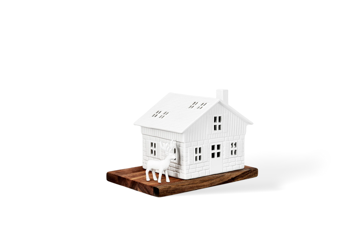 Lighthouse ski hut 18x12x13cm